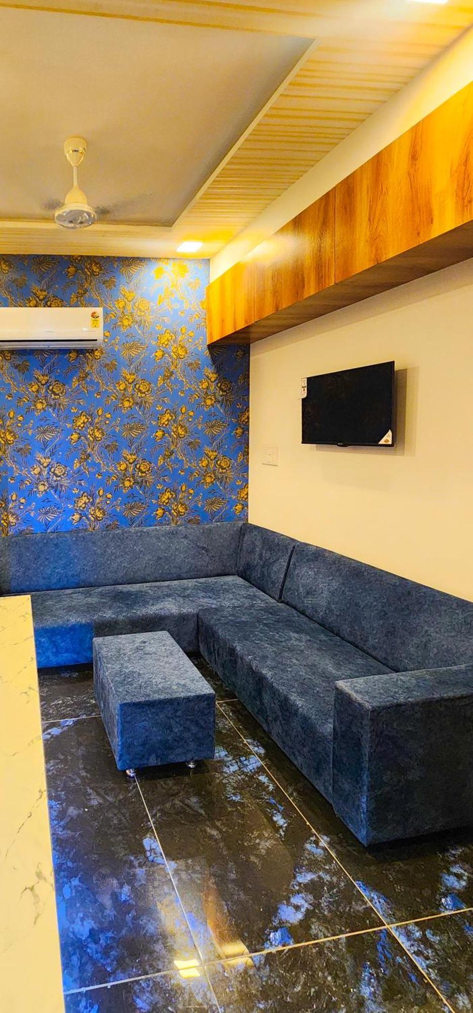 Hotel Nova Blue Ahmedabad Luaran gambar