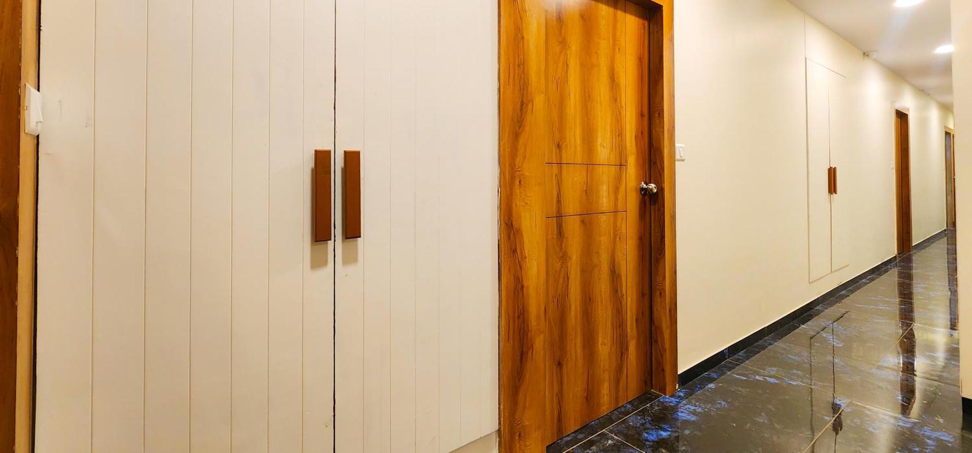 Hotel Nova Blue Ahmedabad Luaran gambar